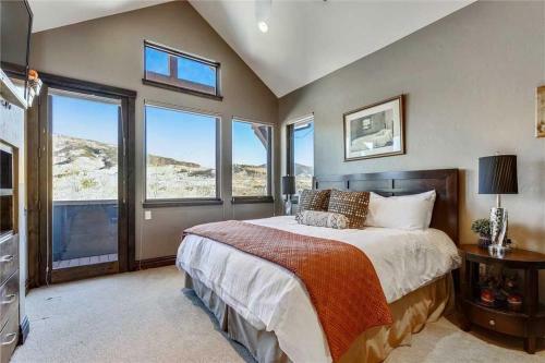 Summit Vista Home