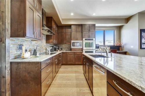 Summit Vista Home
