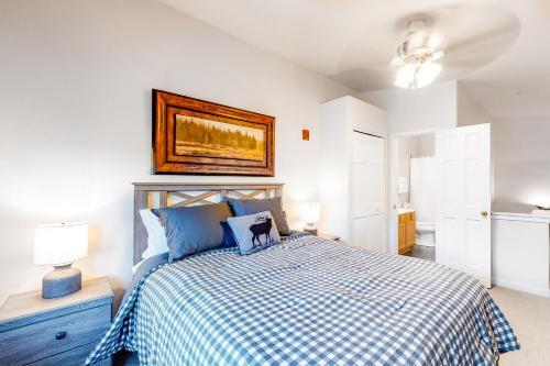 Prospector Village 105