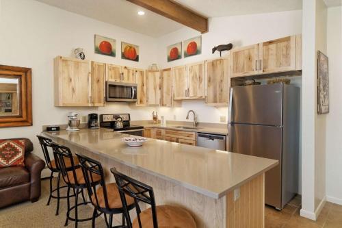 Shadowbrook 303