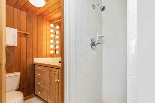 Shadowbrook 302