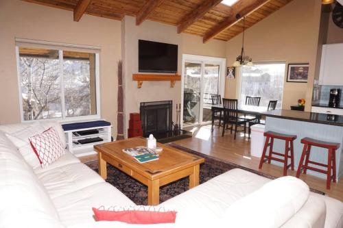 35 Lower Woodbridge Rd Z196