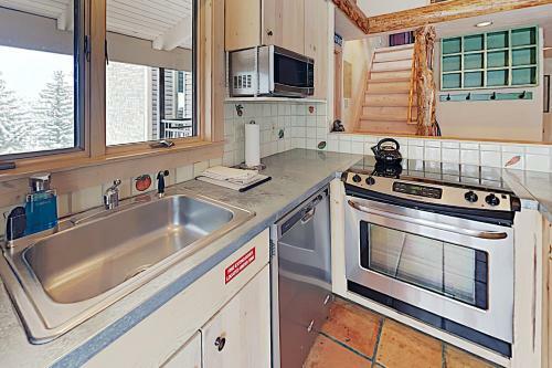 Timberline Condominiums 2 Bedroom Loft 2 Bath Unit A3e