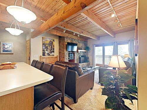 Timberline Condominiums 1 Bedroom Unit B2b