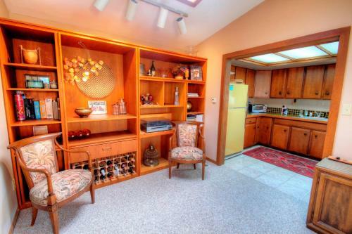 1068 Faraway Home