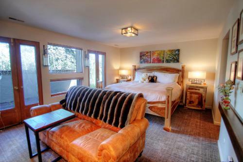 1068 Faraway Home