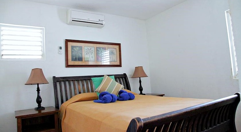 Ocean Spray Beach Apartments