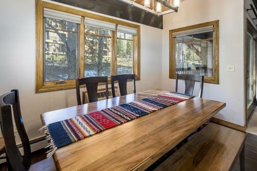 Phoenix 108 Townhouse