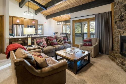 Phoenix 108 Townhouse