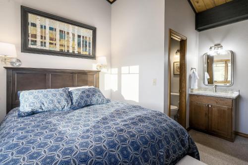 Phoenix 108 Townhouse