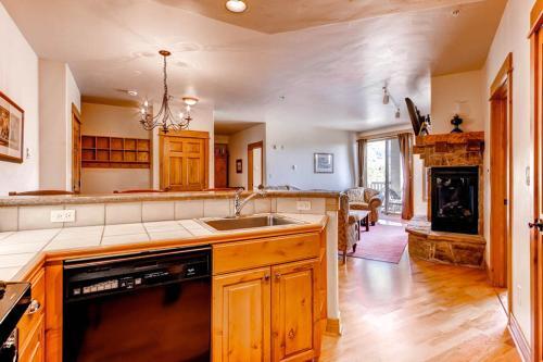 Eagle Ridge Lodge II