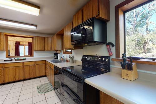 Cutthroat Lodge