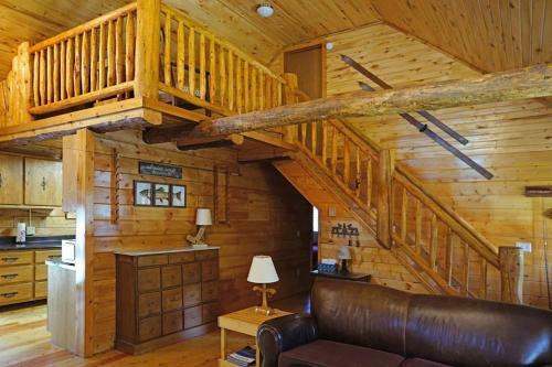 Arapahoe Adventure Cabin