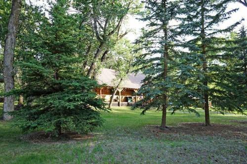 Arapahoe Adventure Cabin