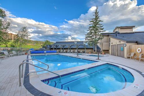 Torian Plum Plaza 507