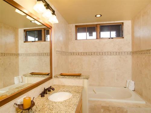 Apartamento Upscale Steamboat Springs Condo With Deck And Views!