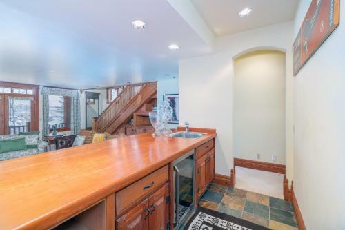 Positive Outlook By Exceptional Stays