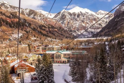 Mountain Lodge