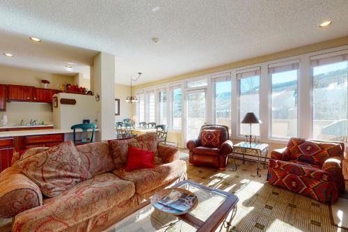 Sun Vail B