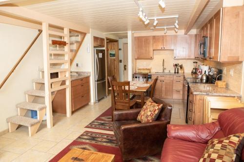 Apartamento Homestake Condos B306 Condo