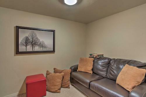 Cozy Vail Townhome With Views Near Shuttle Stop!
