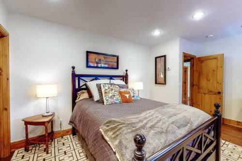 Lupine Drive Luxury