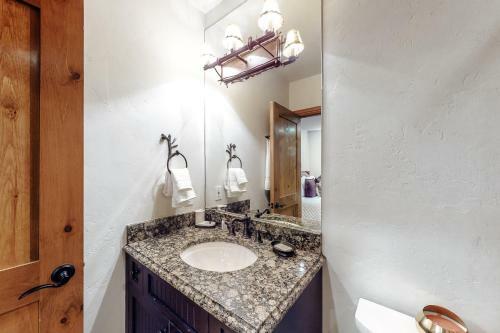 Lupine Drive Luxury
