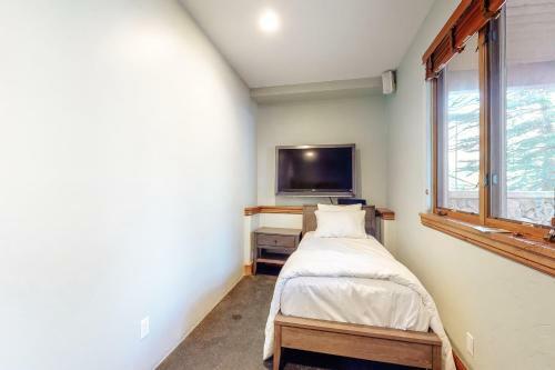 Lupine Drive Luxury