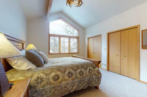 Spruce Park 4515f
