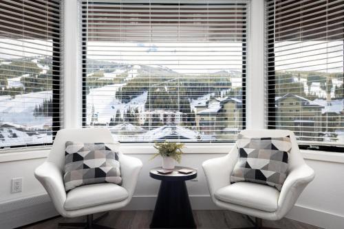 Chic Copper Condo - 4 Min Walk To Lift - Sleeps 6
