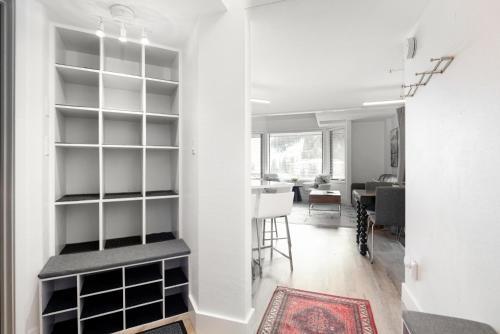 Chic Copper Condo - 4 Min Walk To Lift - Sleeps 6