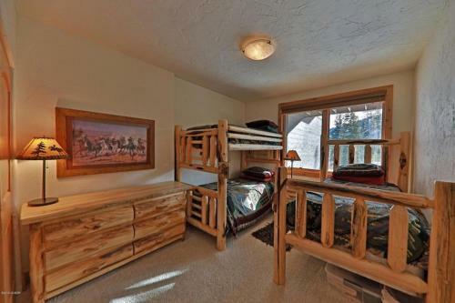 Antler Trail At Lakota Townhouse