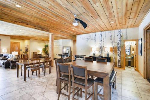 Enjoy Seclusion And Serenity At The Retreat