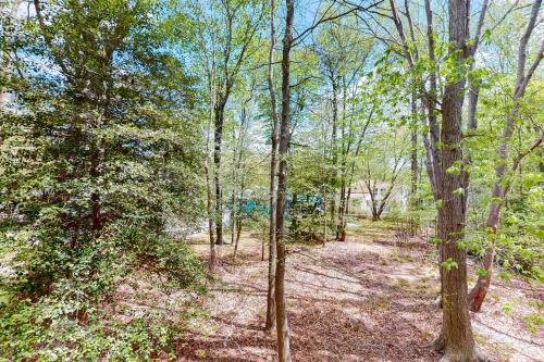 Bethany West - 609 Brookview