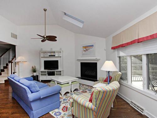 Bethany West - 526 Doral