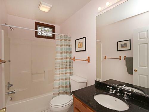 Cat Hill - 436 Tamarack