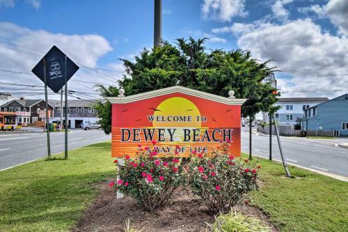 Apartamento Bright Condo With Balcony - Walk To Dewey Beach!