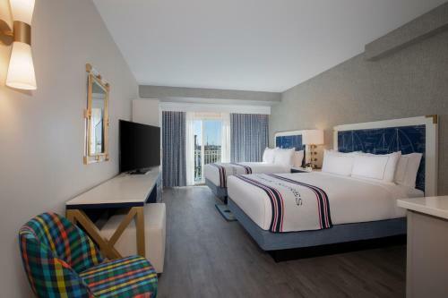 Hotel Fenwick Shores, Tapestry Collection By Hilton