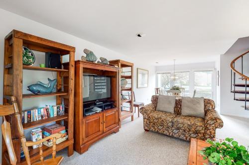 Sea Colony - 3206 Round Robin