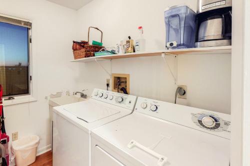 Seatowne - 36896 Bayside