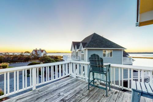 Seatowne - 36896 Bayside