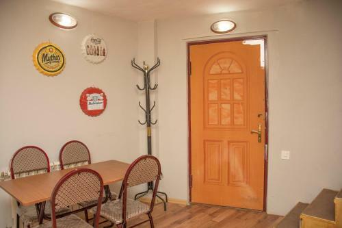 Hostal Boulevard Guest House