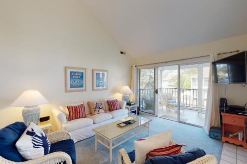 Sea Colony Evergreen