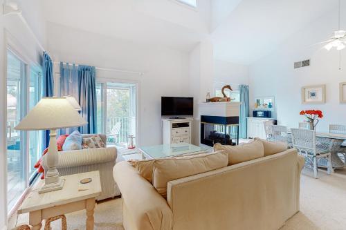 Sea Colony Sanddollar