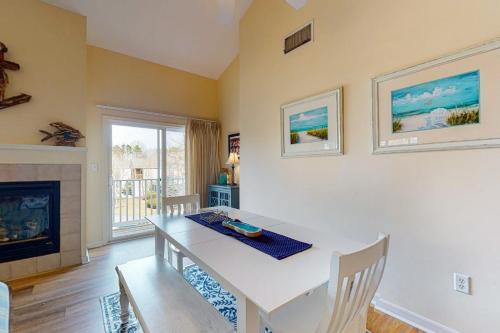 Sea Colony Cypress Lake II