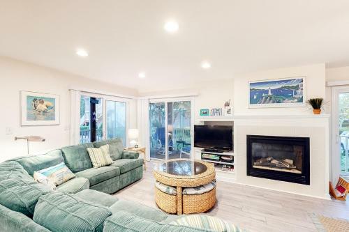 Sea Colony Whispering Pines II