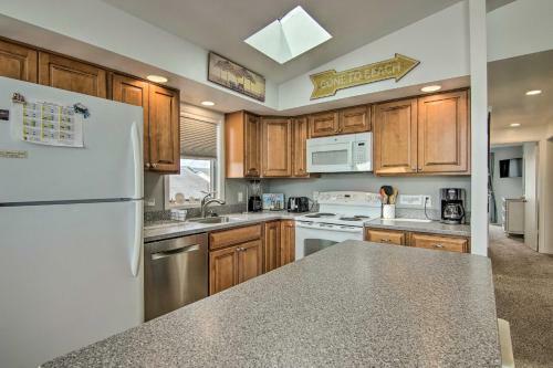 Fenwick Island Home With Canalfront Deck Less Than 1mi To Bch