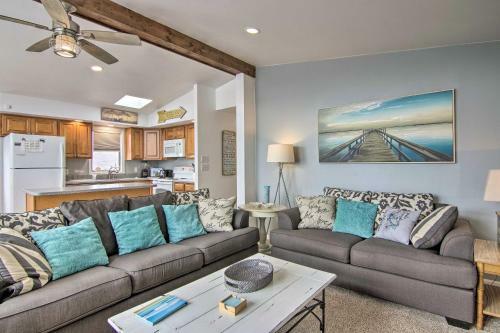 Fenwick Island Home With Canalfront Deck Less Than 1mi To Bch