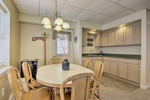 Fenwick Island Home With Canalfront Deck Less Than 1mi To Bch