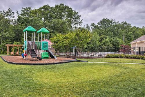 Sunny Home With Shared Pool 4 Mi To Beach And Boardwalk!